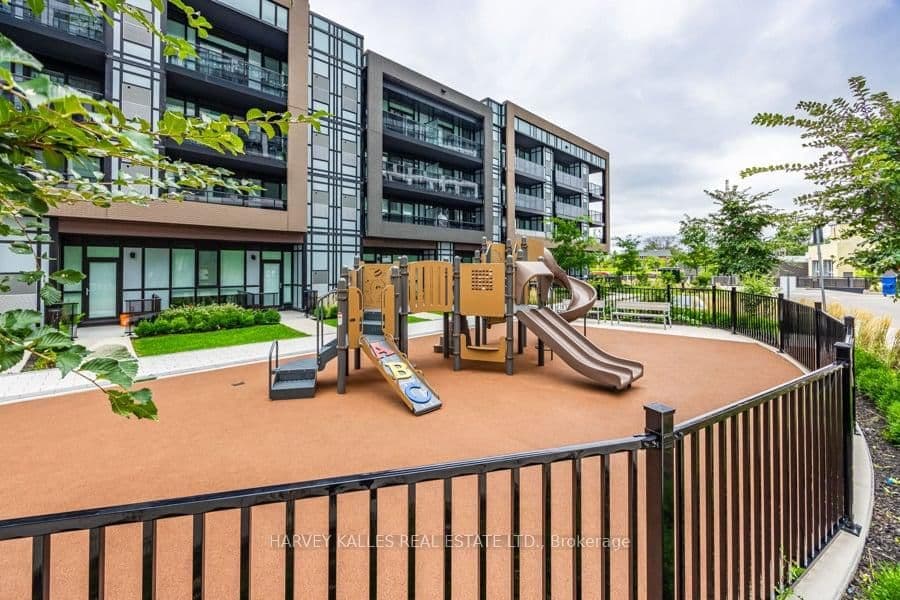 60 George Butchart Drive, Unit 4 thumbnail 52