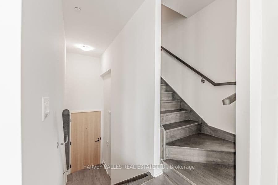 60 George Butchart Drive, Unit 4 thumbnail 59