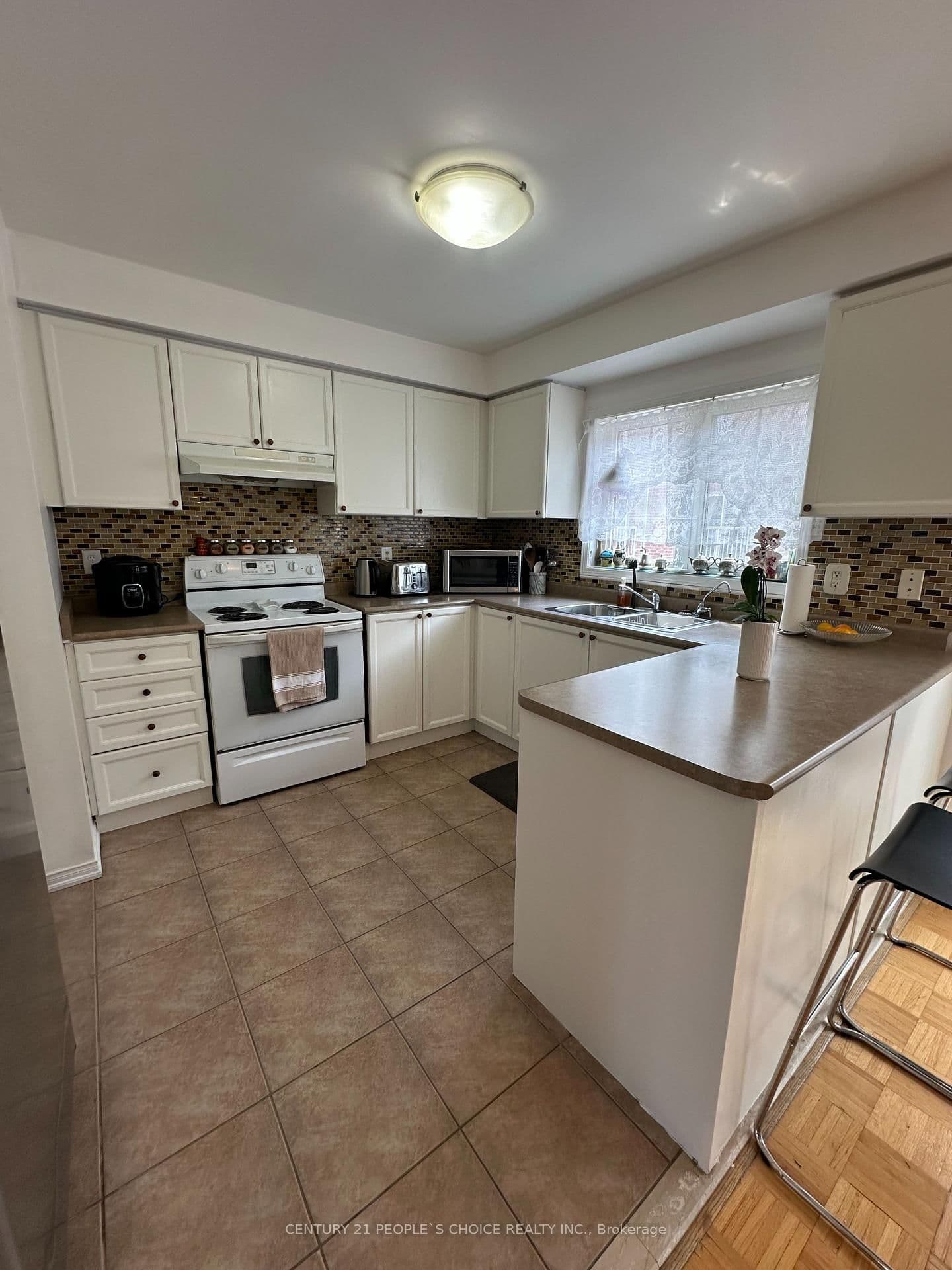 375 Cook Road, Unit 3 thumbnail 8