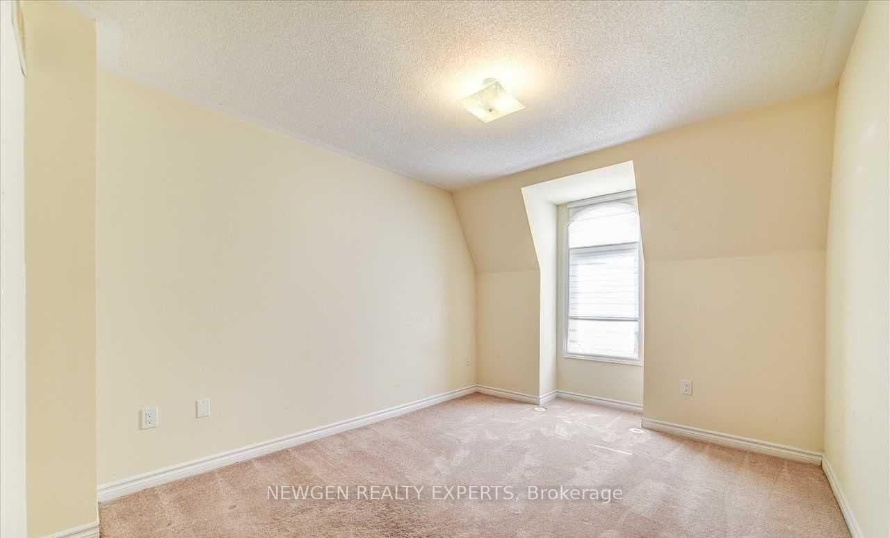 200 Veterans Drive N, Unit 16 thumbnail 5