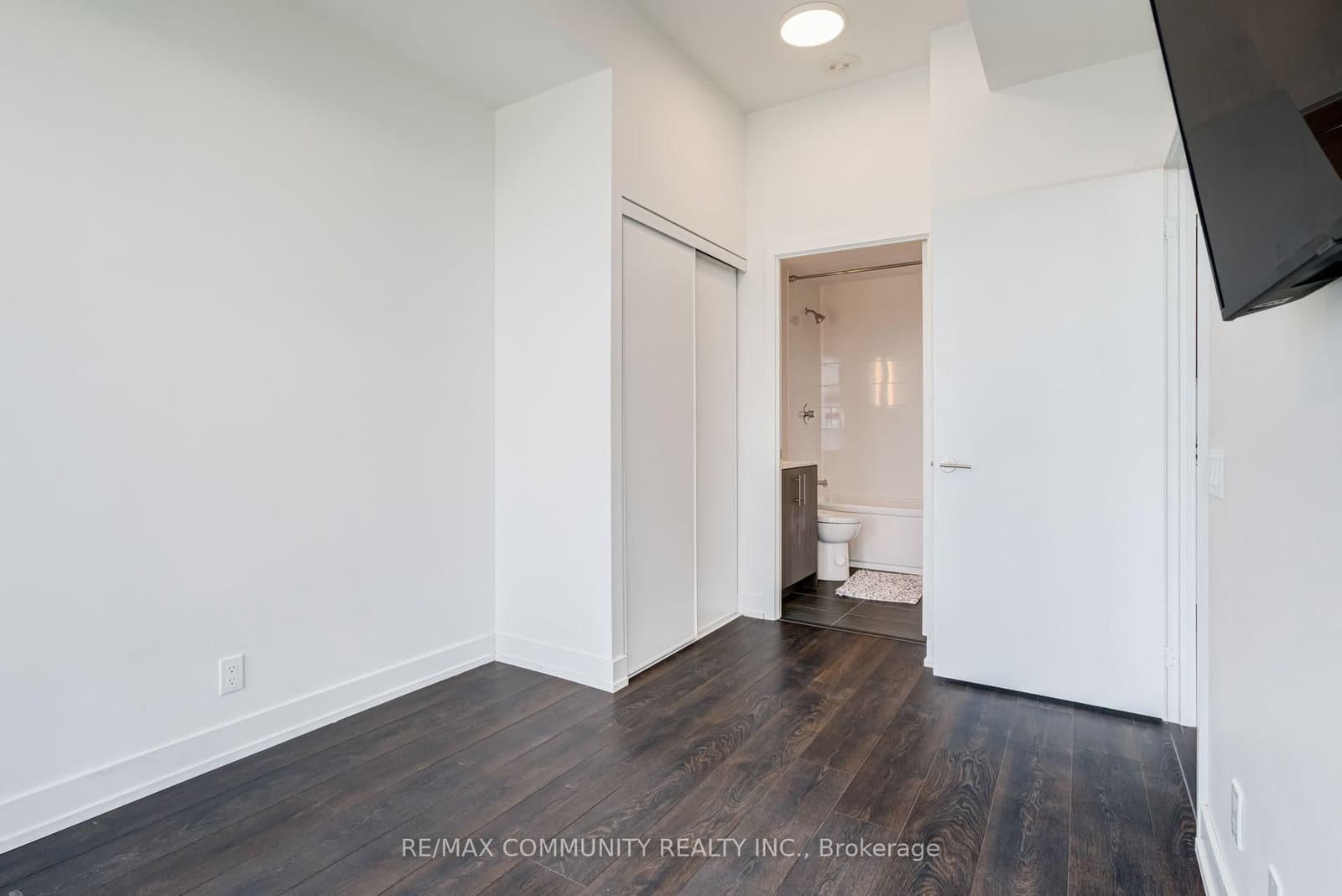 225 Veterans Drive, Unit 1206 thumbnail 21