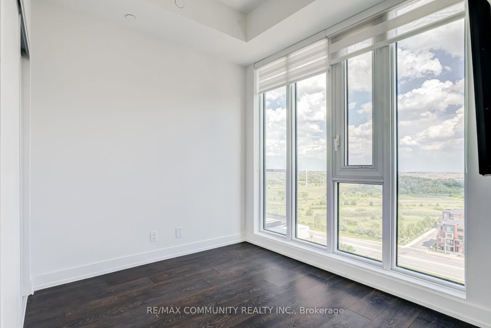 225 Veterans Drive, Unit 1206 thumbnail 23