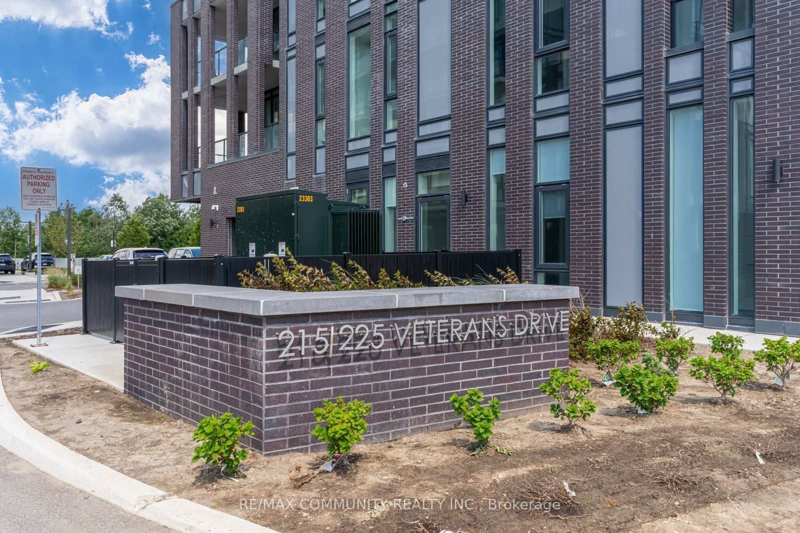 225 Veterans Drive, Unit 1206 thumbnail 4
