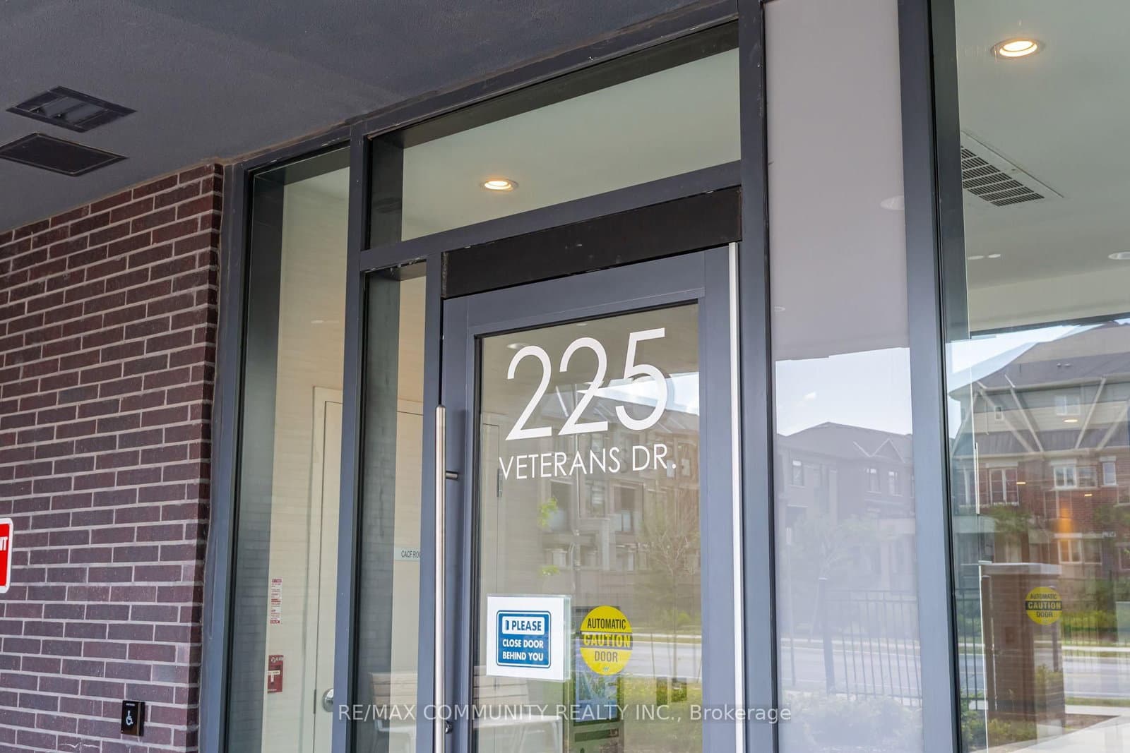 225 Veterans Drive, Unit 1206 thumbnail 6