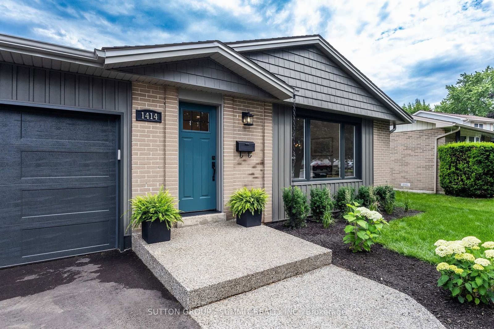 1414 Dewbourne Crescent thumbnail 2