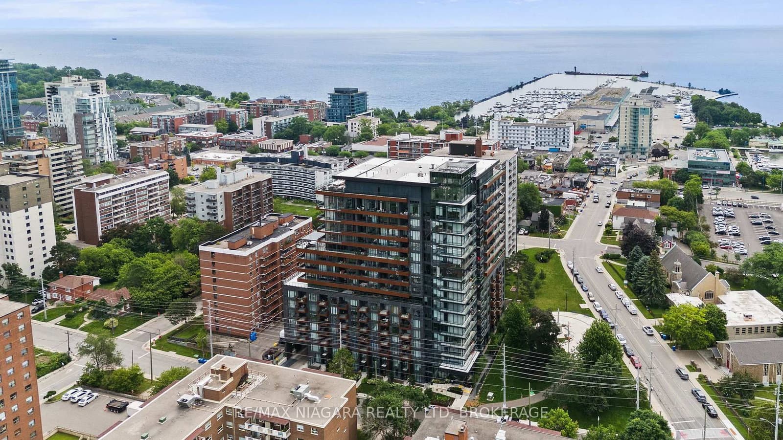 21 Park Street E, Unit 717 thumbnail 41