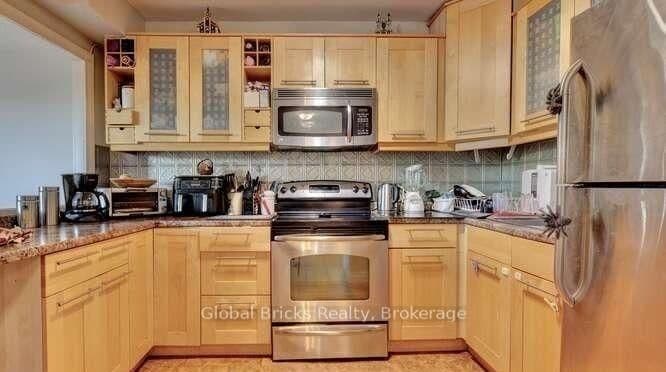 49 Queen Street E, Unit 501 thumbnail 11