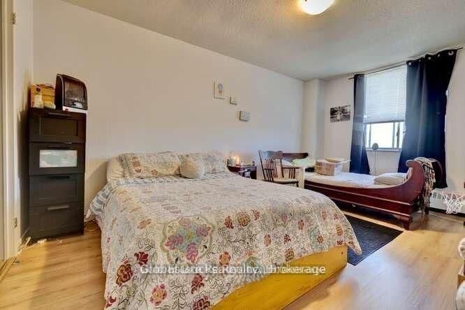 49 Queen Street E, Unit 501 thumbnail 18