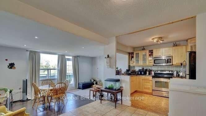 49 Queen Street E, Unit 501 thumbnail 6