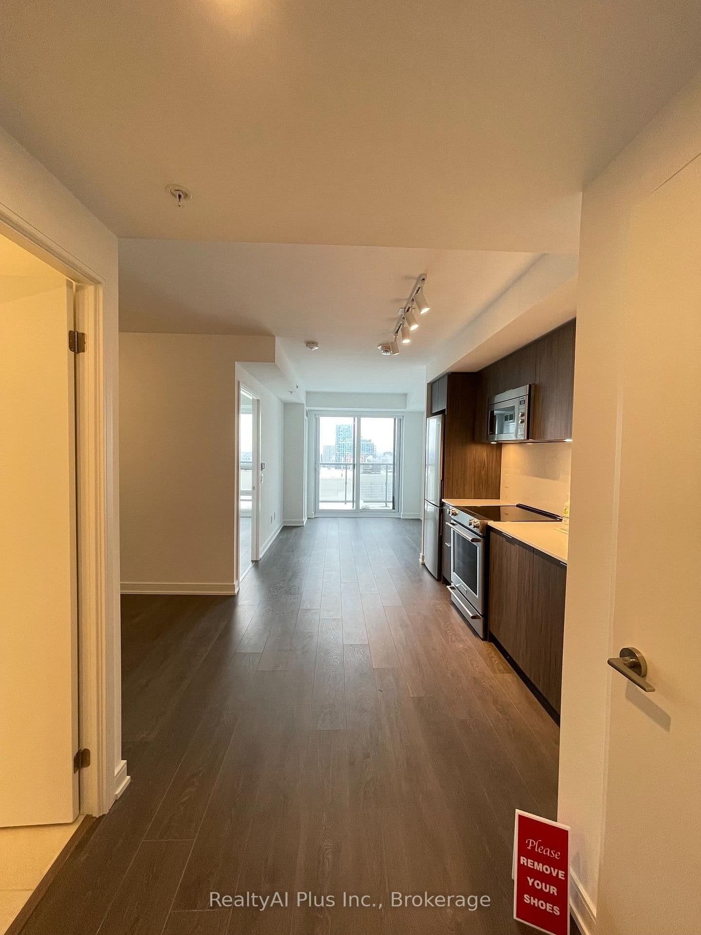 30 Samuel Wood Way, Unit 2405 thumbnail 4