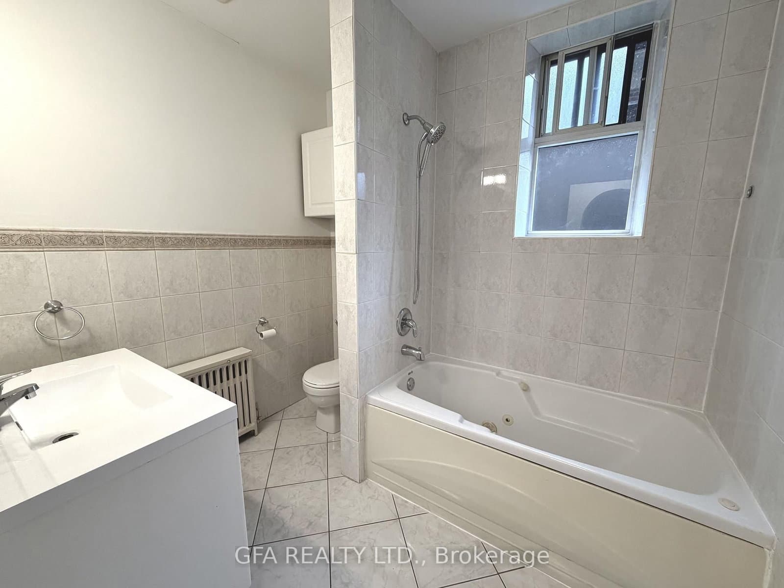 16 Arrowsmith Avenue, Unit B thumbnail 13