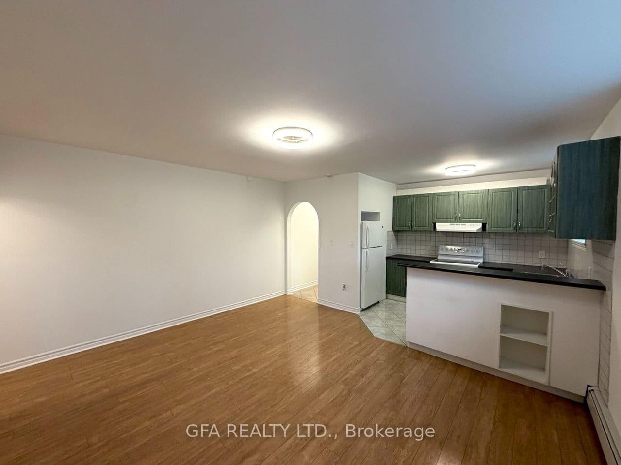 16 Arrowsmith Avenue, Unit B thumbnail 2