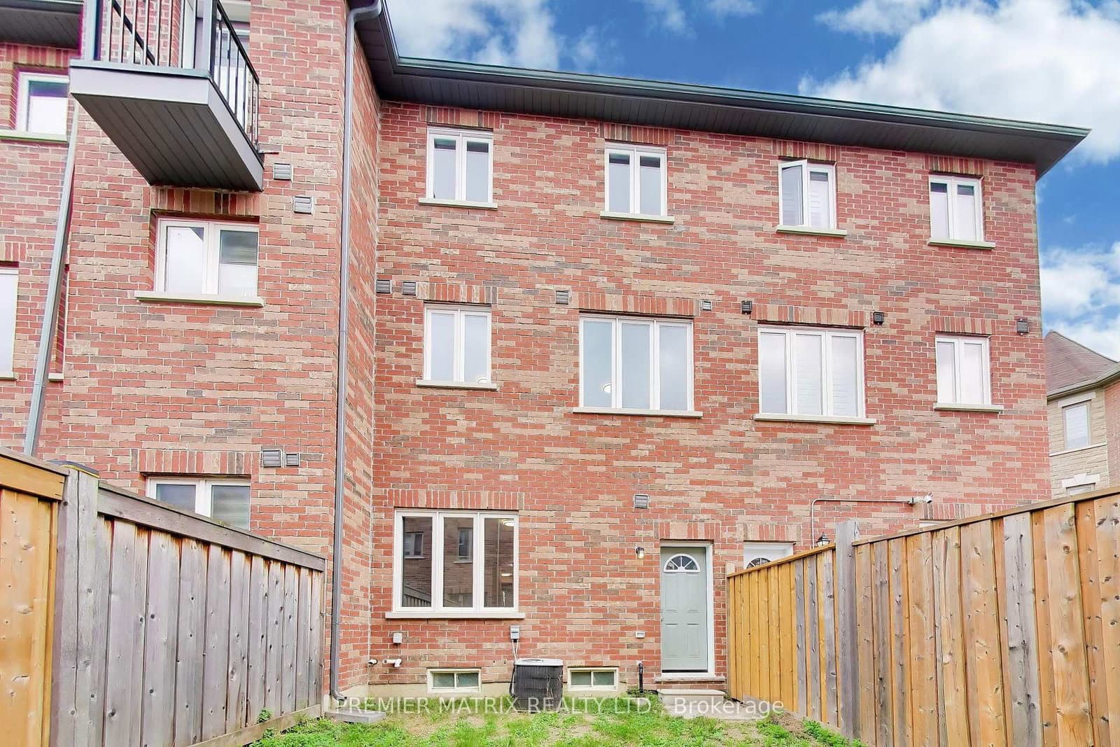 37 Shiff Crescent thumbnail 31