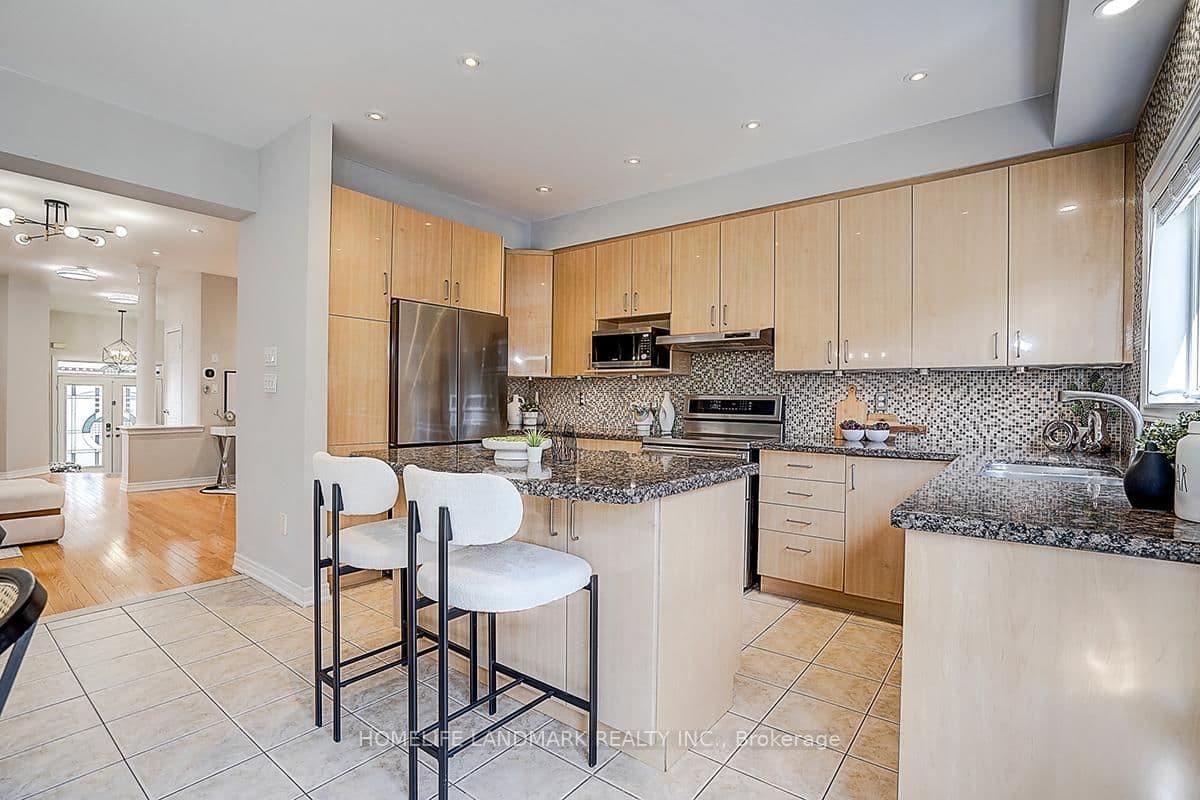 2455 Felhaber Crescent thumbnail 18
