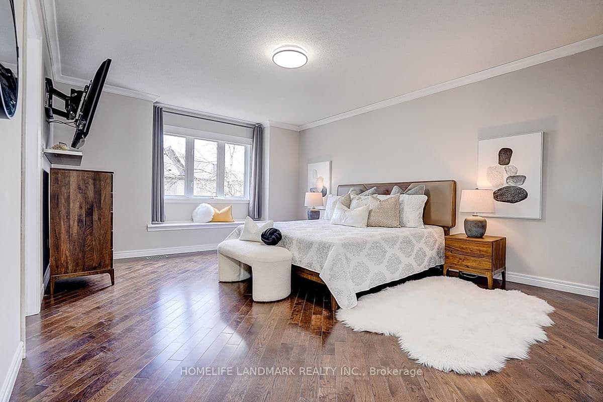 2455 Felhaber Crescent thumbnail 22