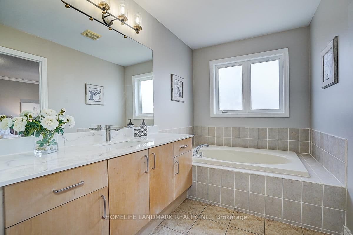 2455 Felhaber Crescent thumbnail 26