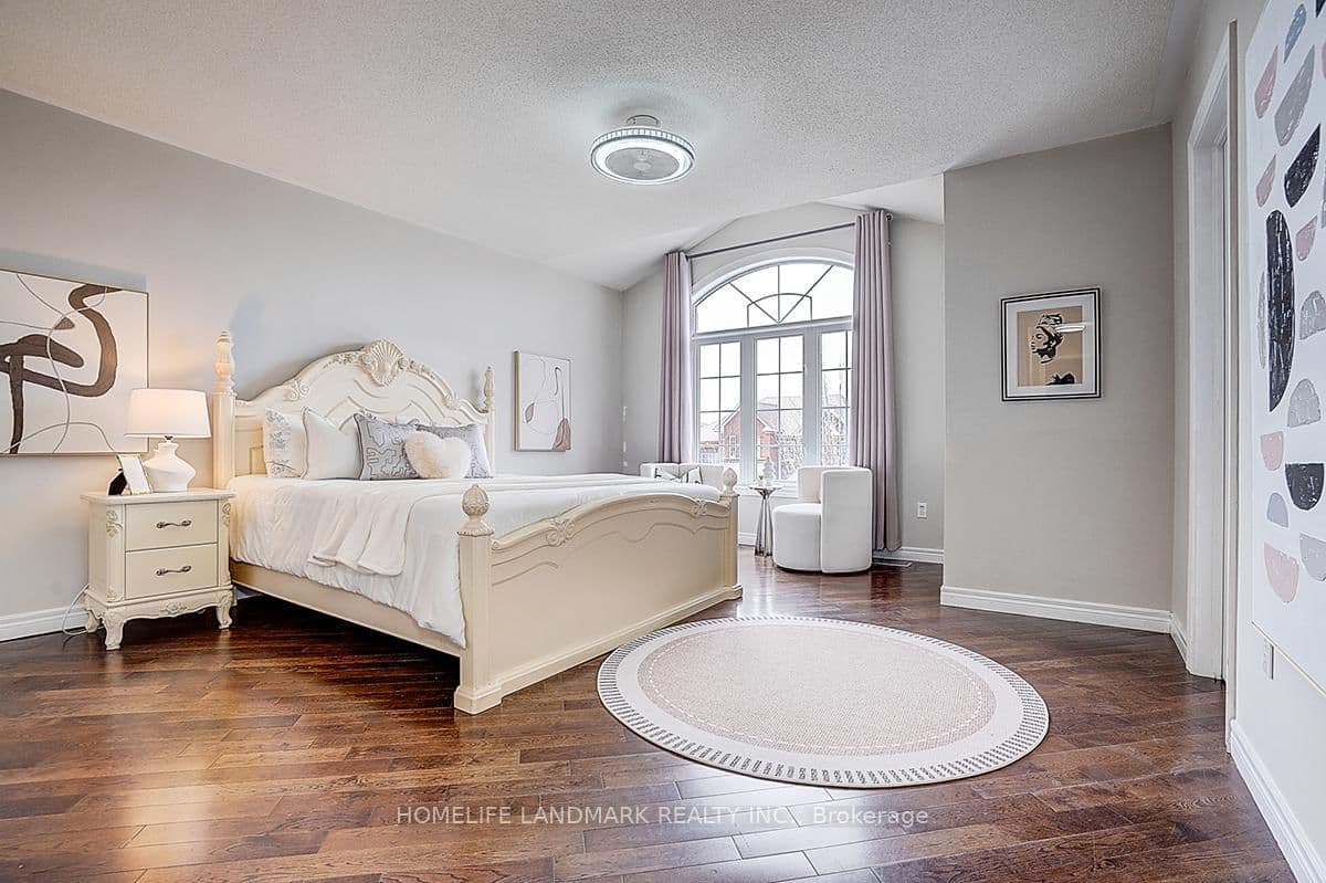 2455 Felhaber Crescent thumbnail 29