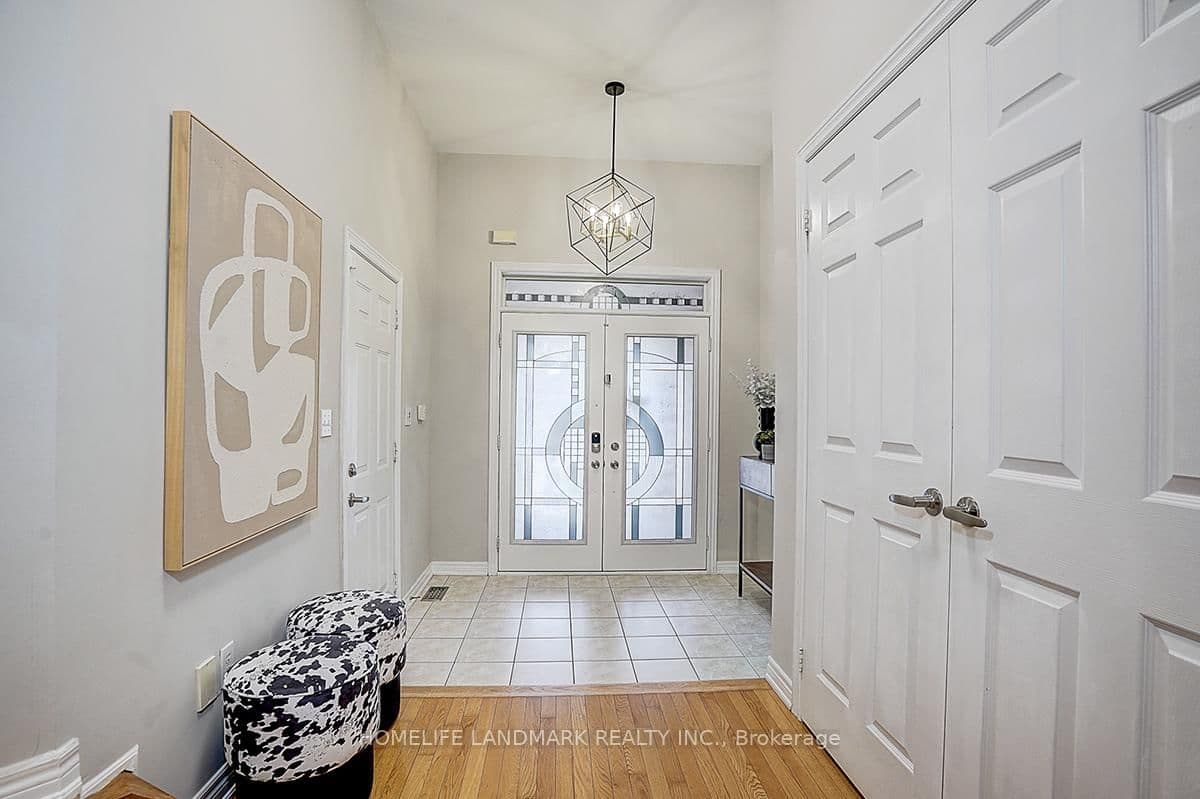 2455 Felhaber Crescent thumbnail 3