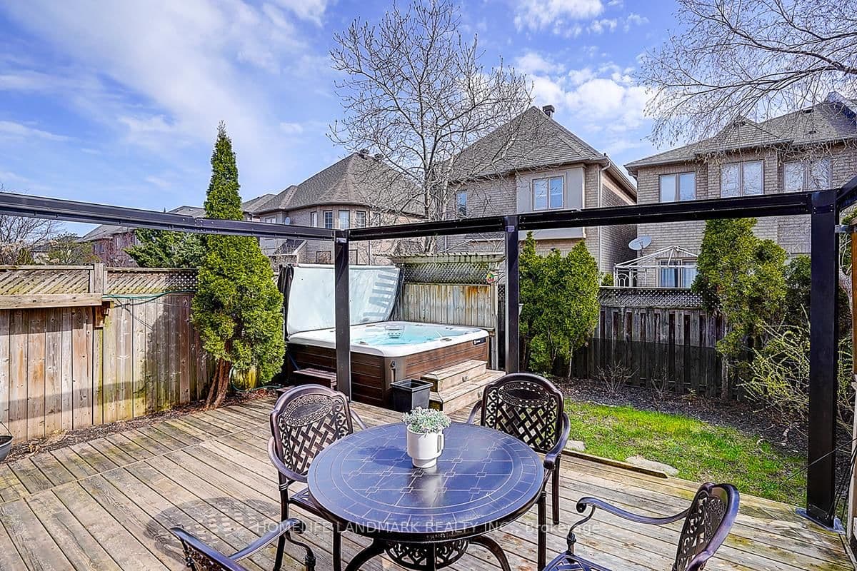 2455 Felhaber Crescent thumbnail 40