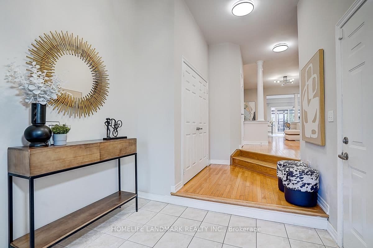 2455 Felhaber Crescent thumbnail 5
