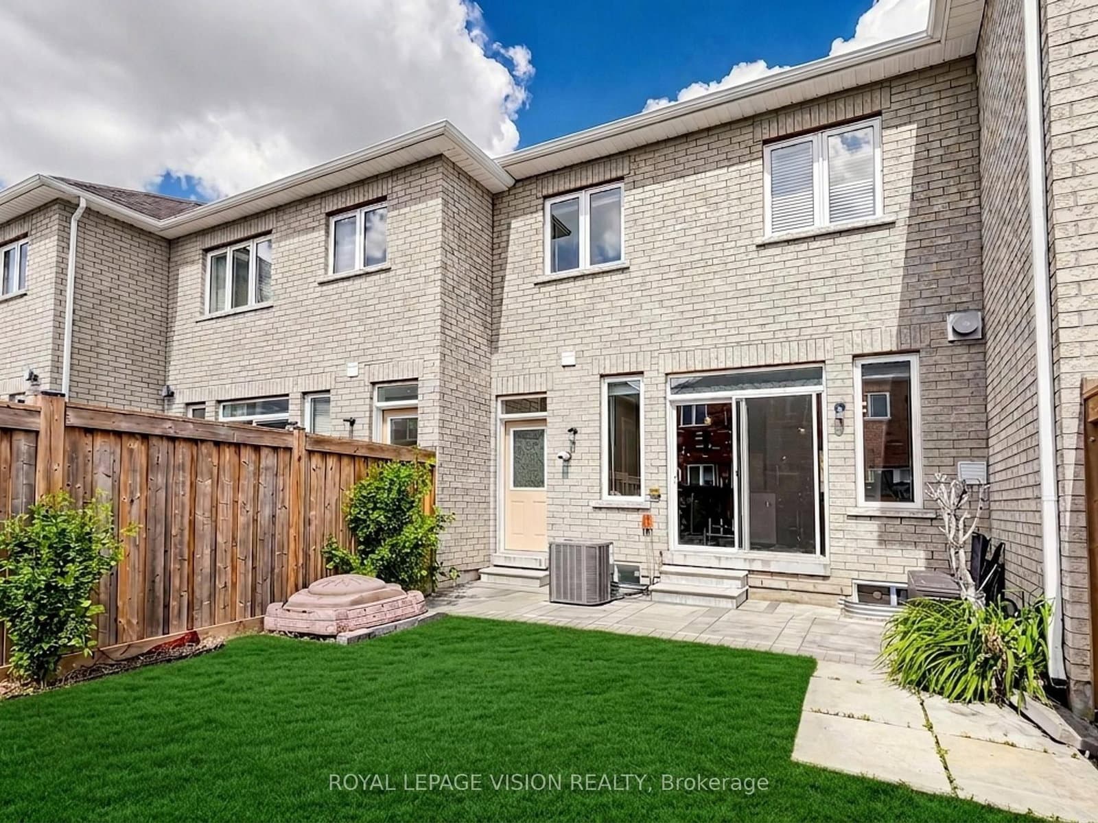 24 Pennycross Crescent thumbnail 24