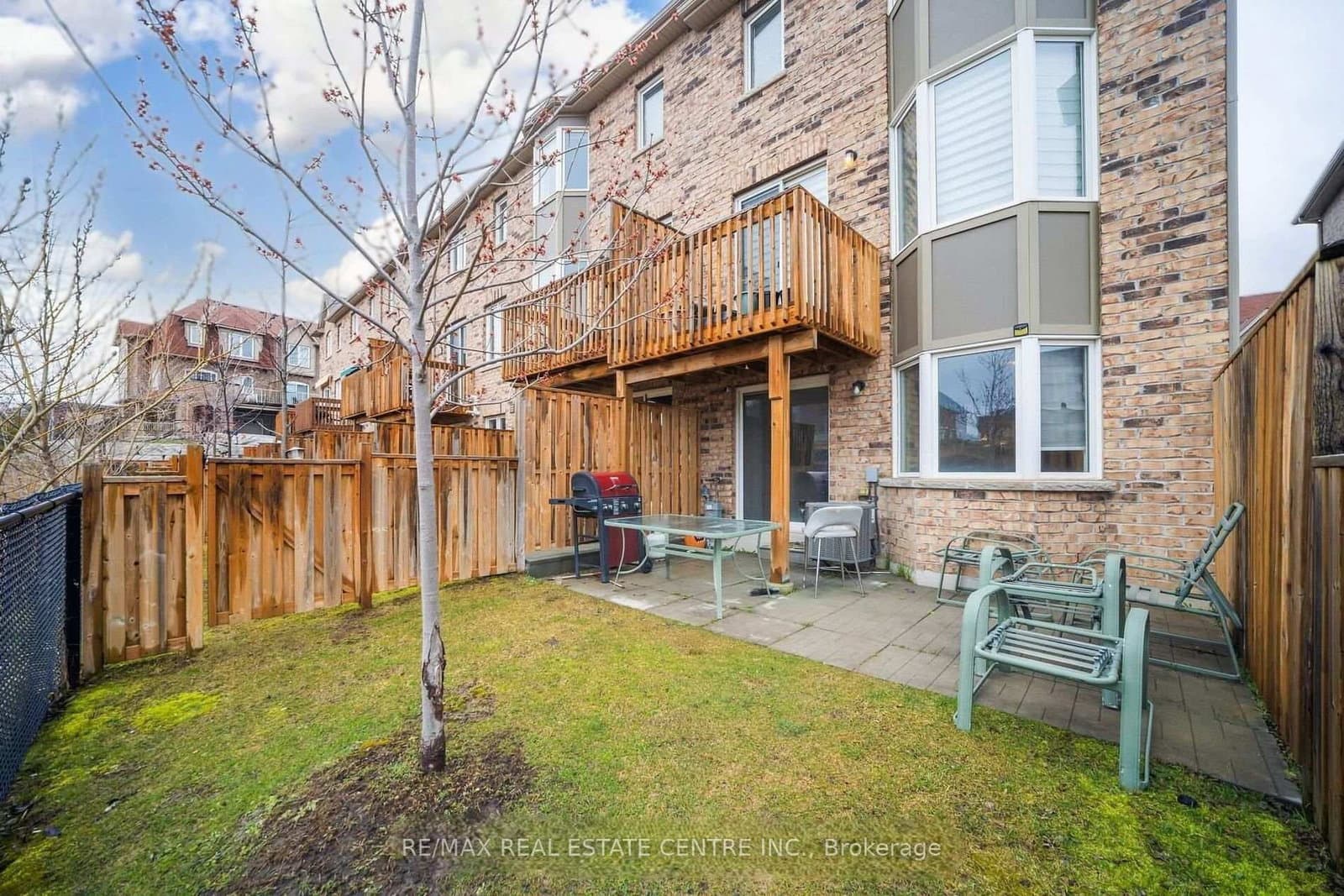 50 Edinburgh Drive, Unit 72 thumbnail 2