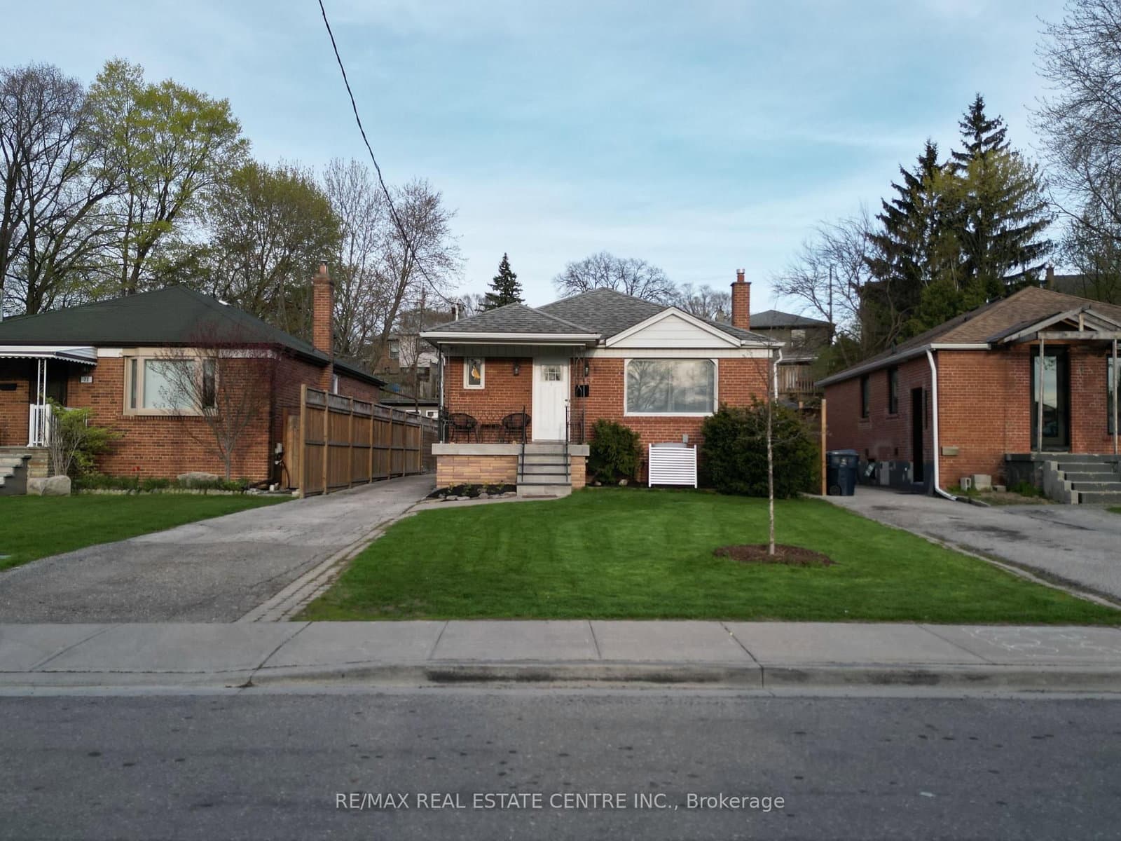75 Cynthia Road thumbnail 2