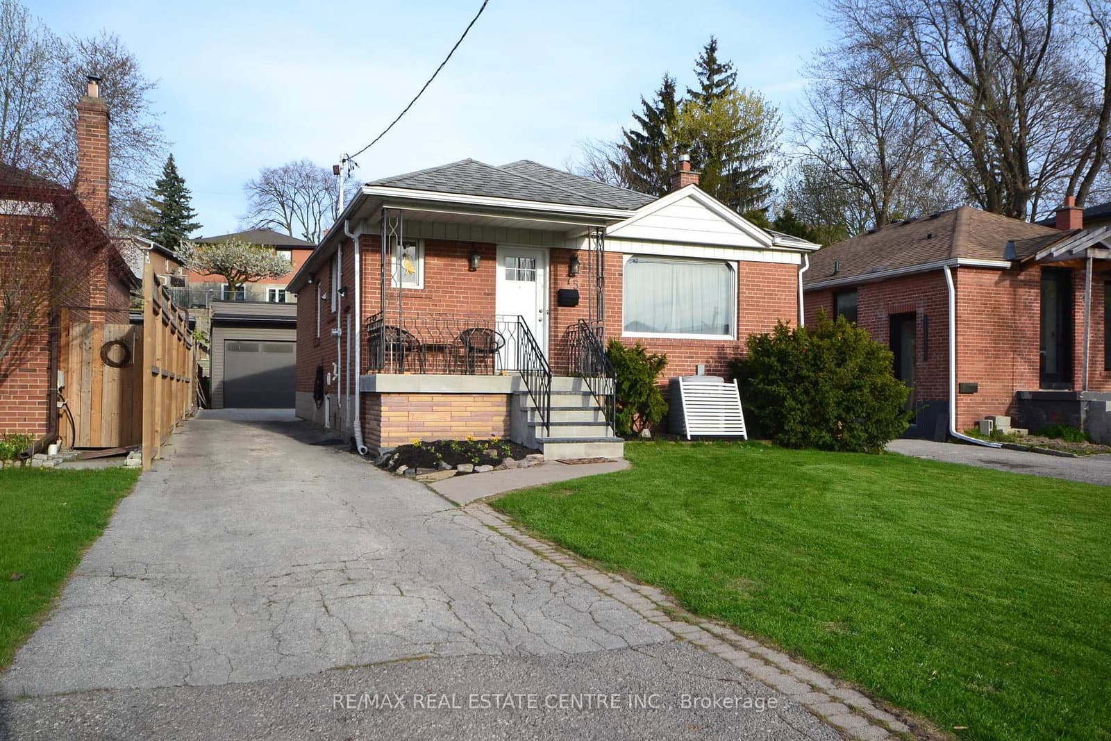75 Cynthia Road thumbnail 3