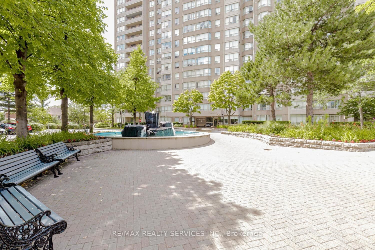30 Malta Avenue, Unit 308 thumbnail 2