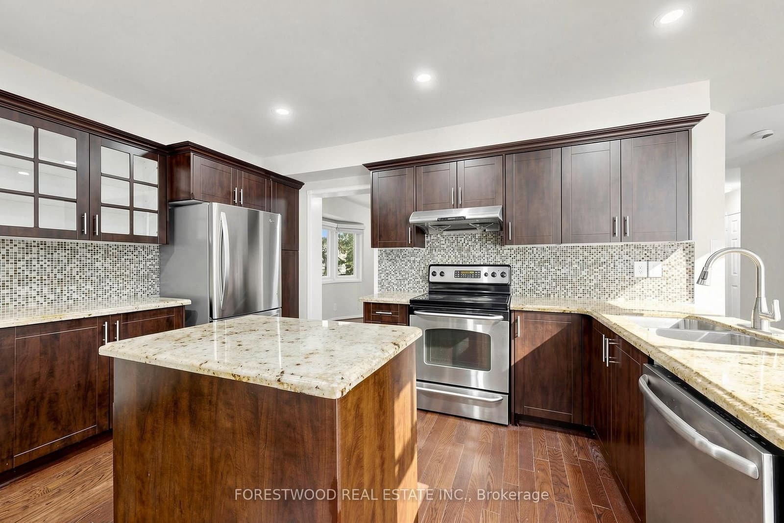 4616 Inverness Boulevard thumbnail 24