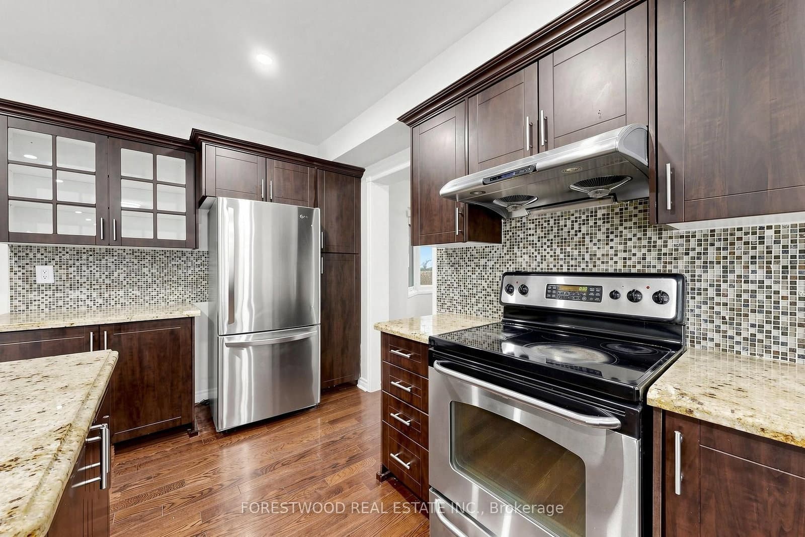 4616 Inverness Boulevard thumbnail 26