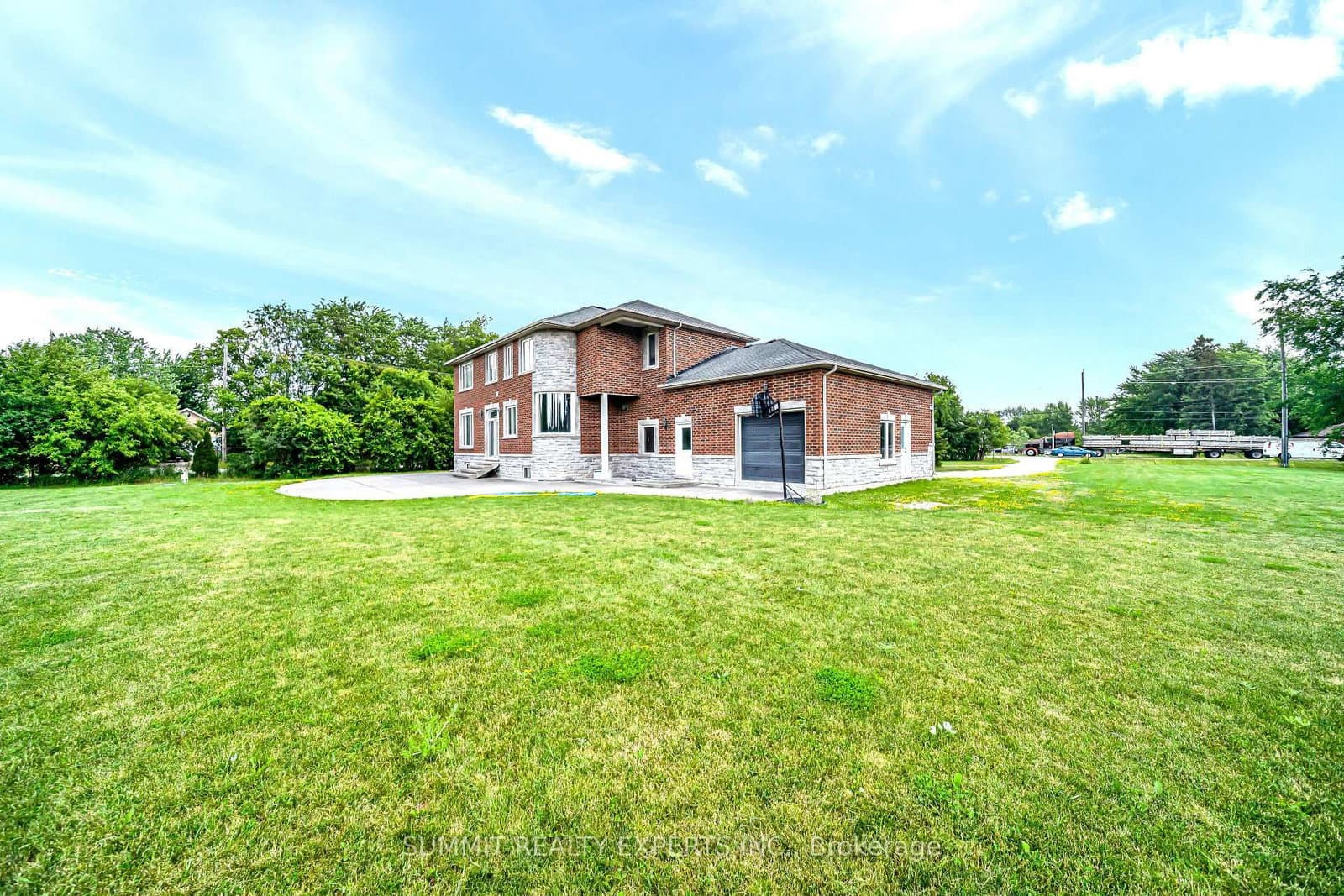 7728 Mayfield Road thumbnail 3