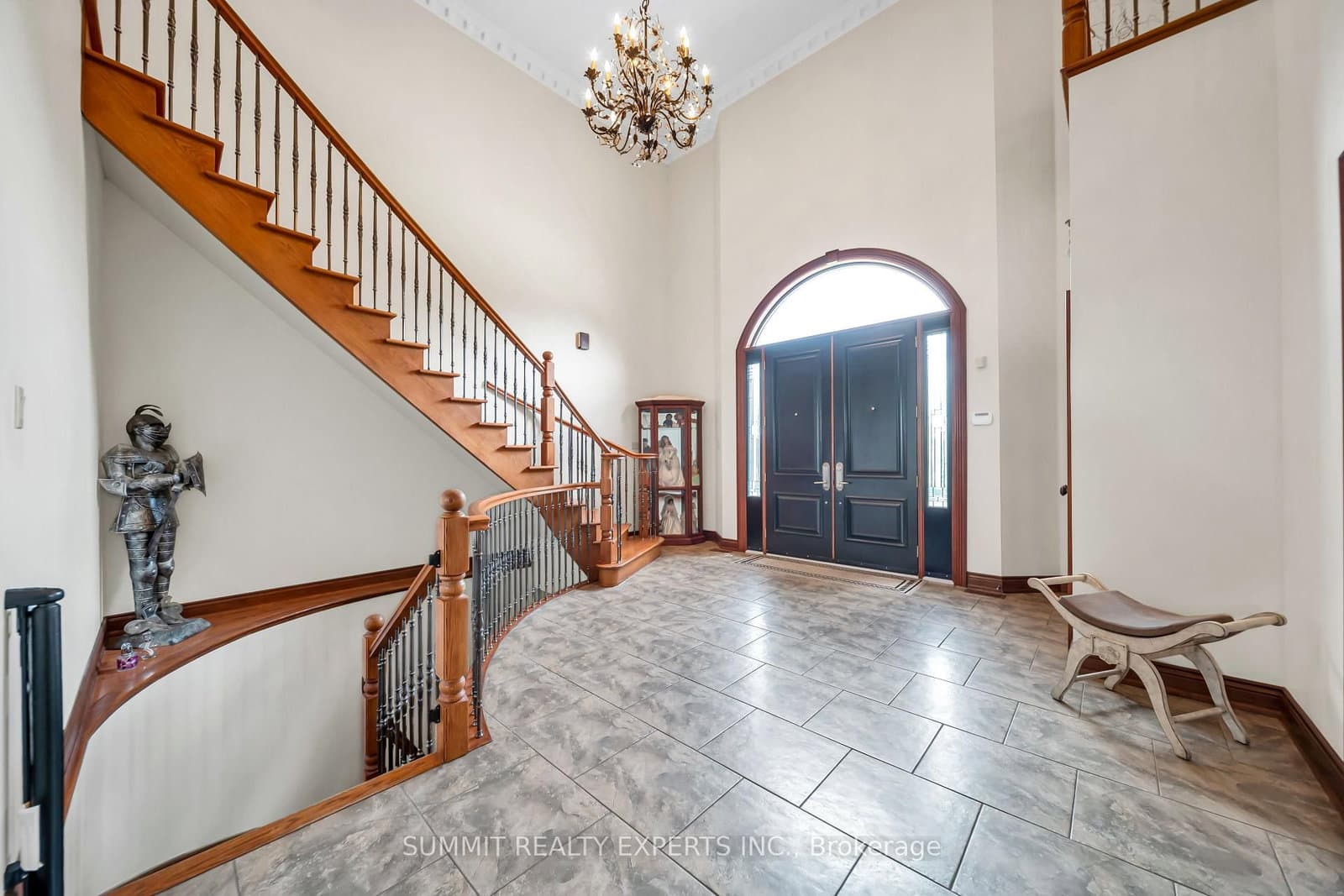 7728 Mayfield Road thumbnail 32