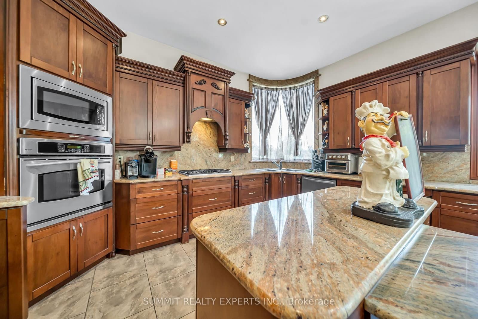 7728 Mayfield Road thumbnail 46