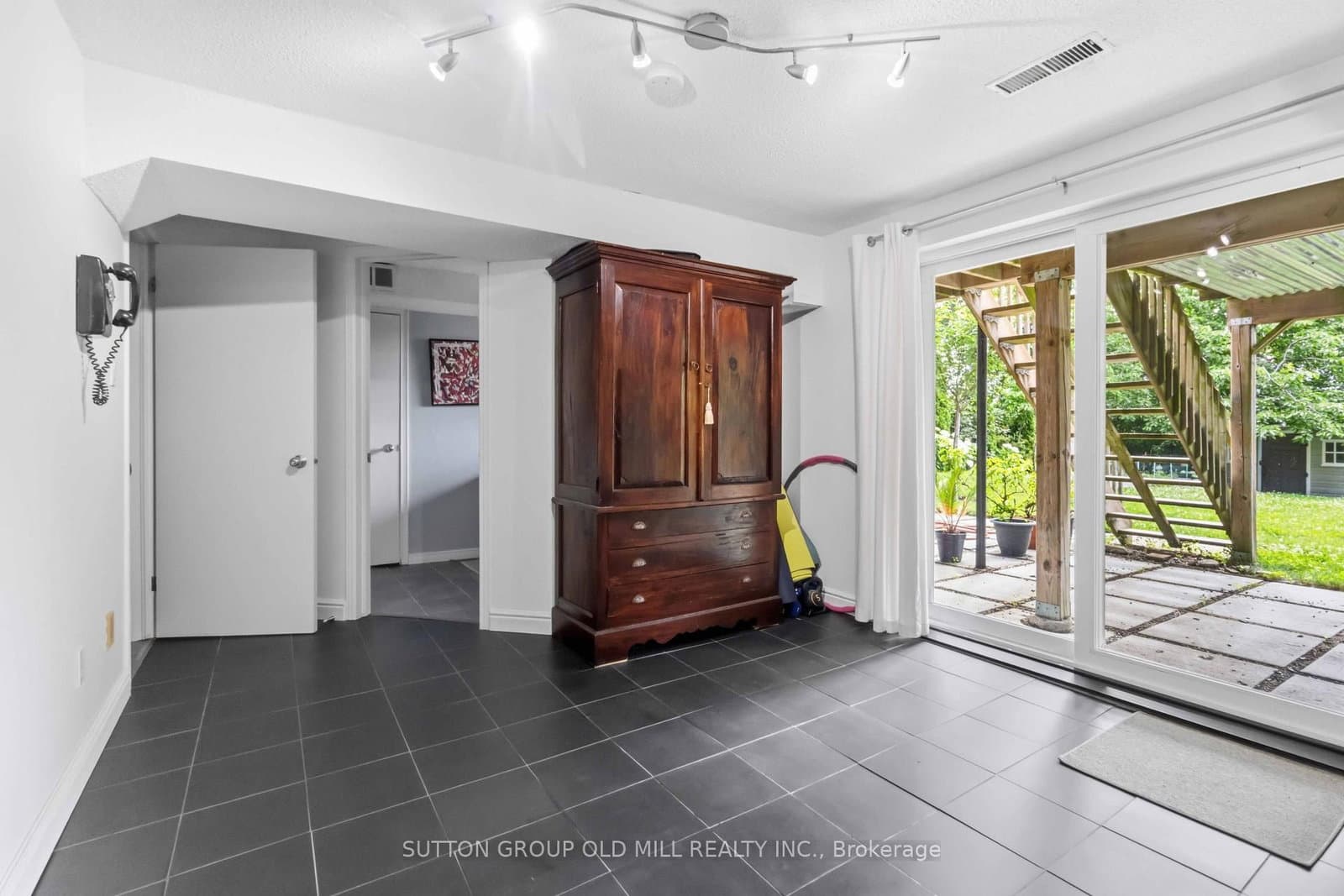 2811 Constable Road thumbnail 27