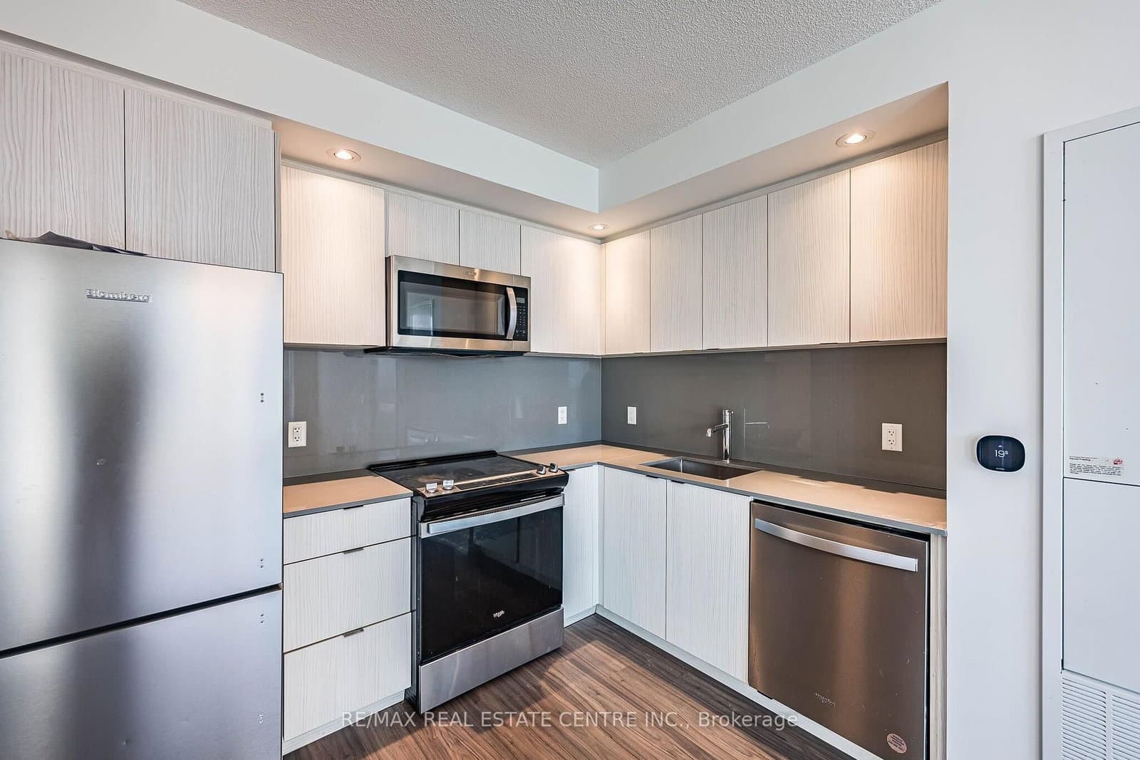 10 Eva Road, Unit ph01 thumbnail 19