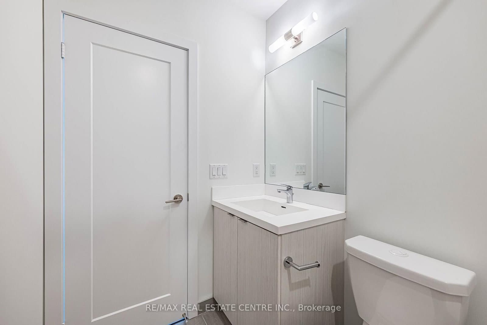 10 Eva Road, Unit ph01 thumbnail 29