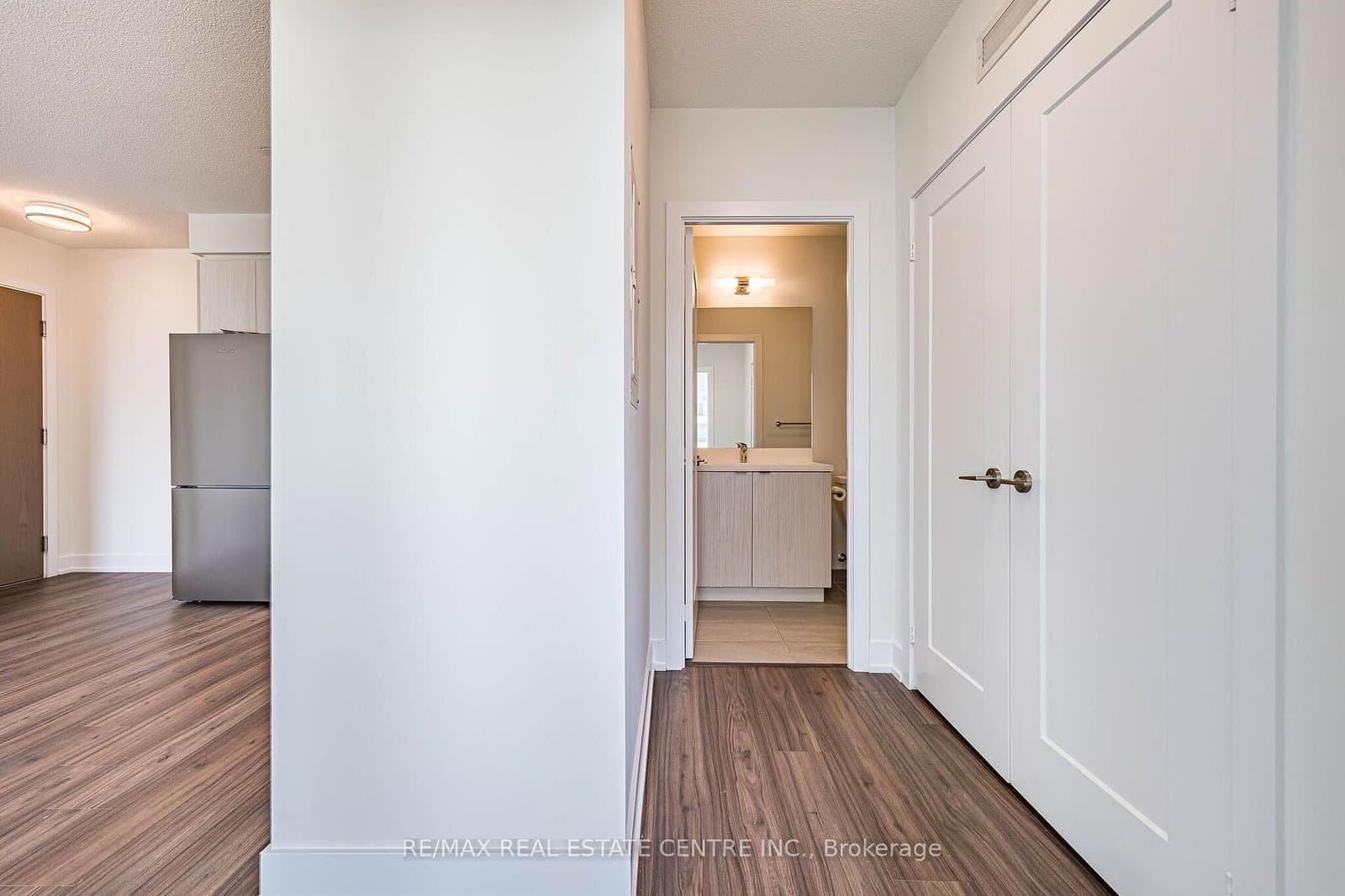 10 Eva Road, Unit ph01 thumbnail 33