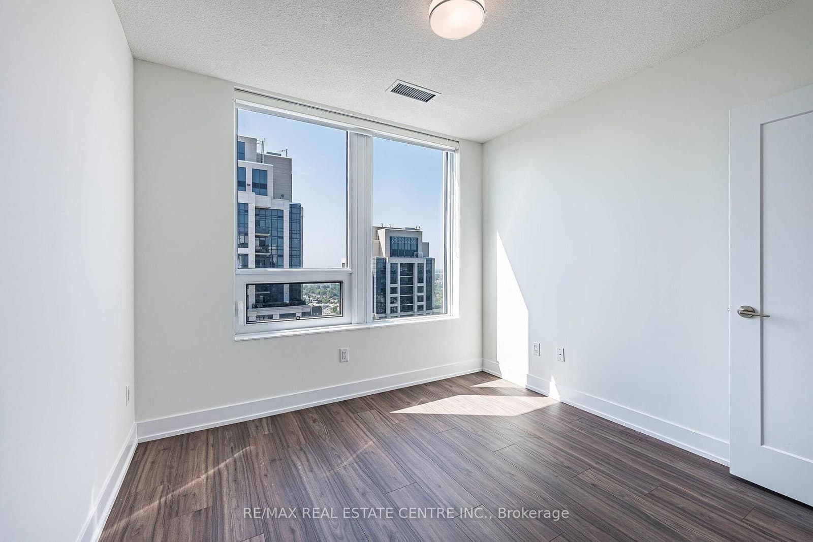 10 Eva Road, Unit ph01 thumbnail 37