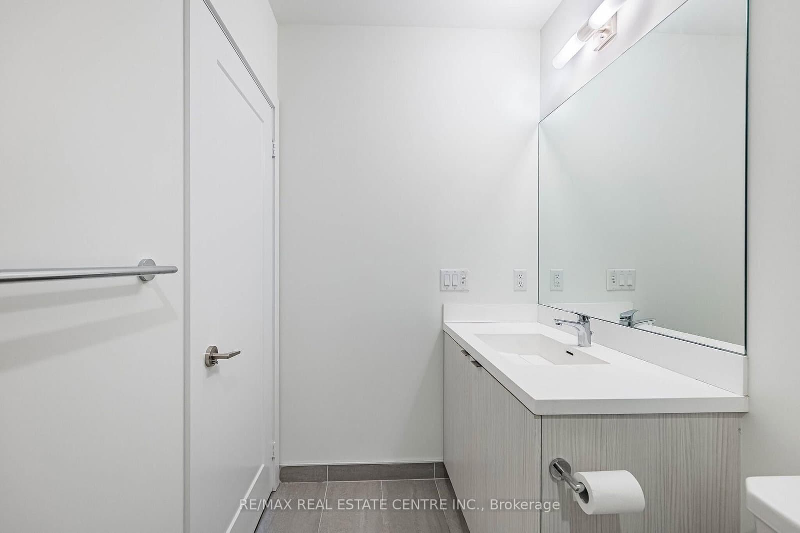 10 Eva Road, Unit ph01 thumbnail 44