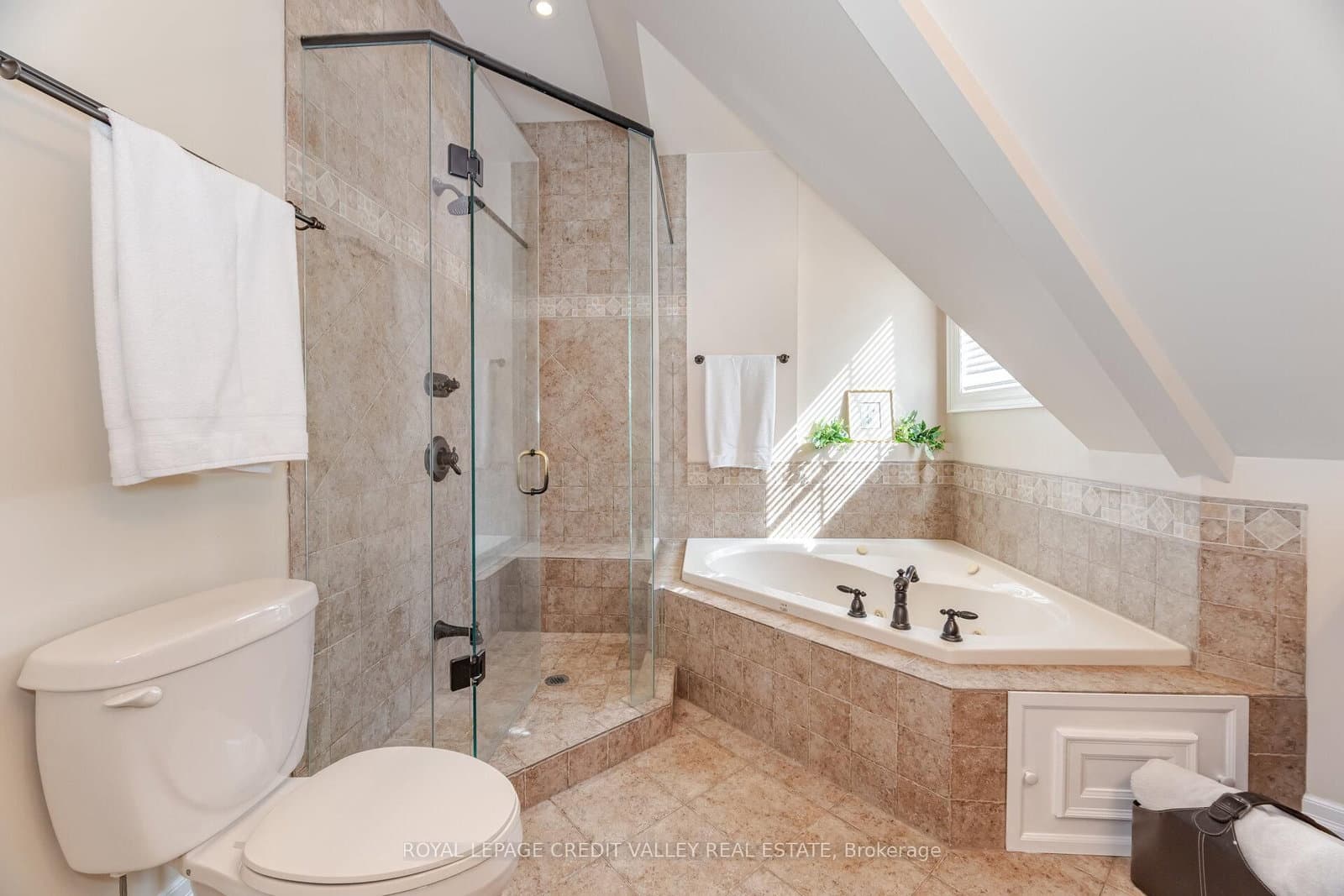 20 Fleming Avenue thumbnail 29