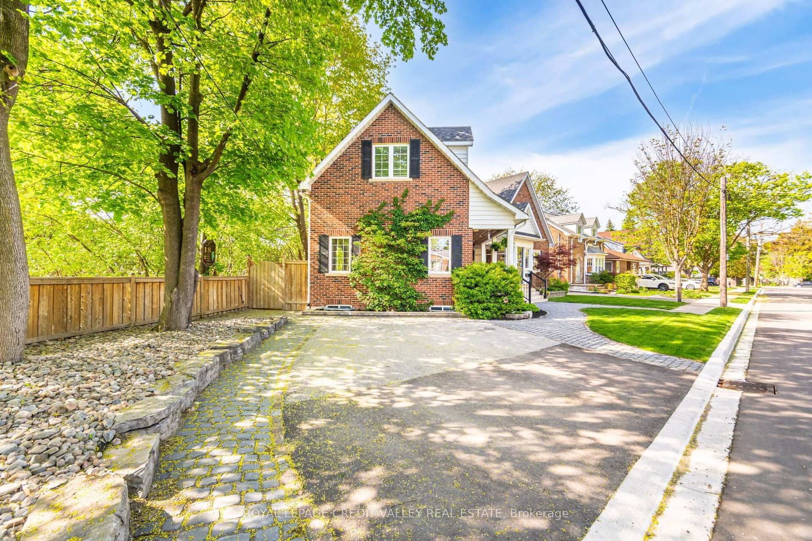 20 Fleming Avenue thumbnail 4