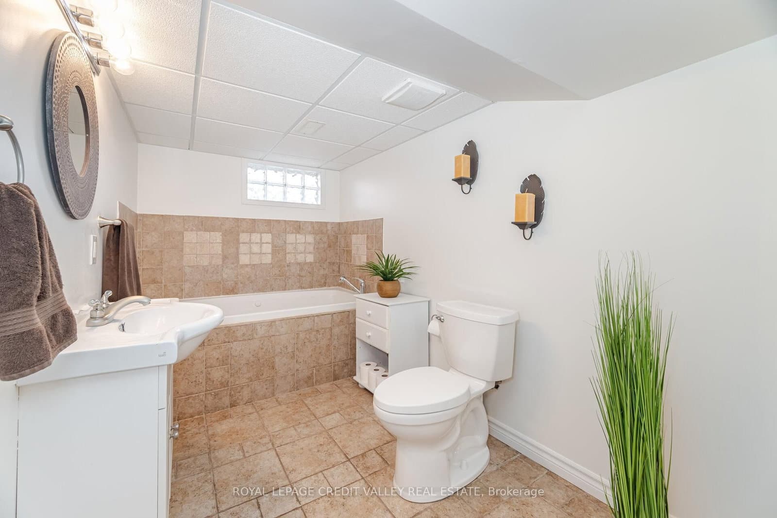 20 Fleming Avenue thumbnail 41