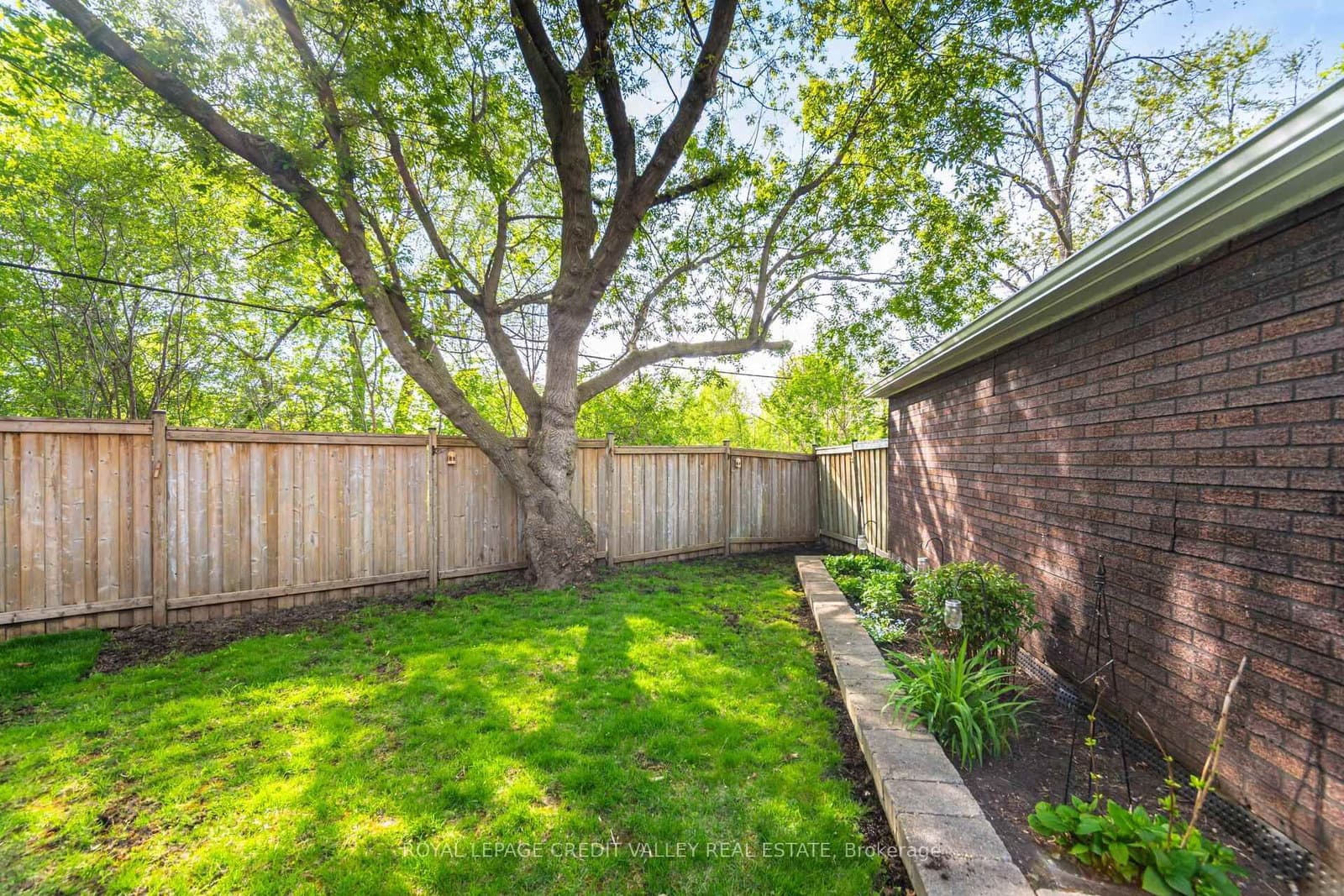 20 Fleming Avenue thumbnail 48