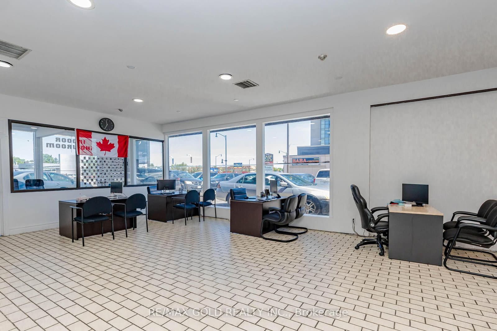 243 Queen Street E, Unit F1 thumbnail 5