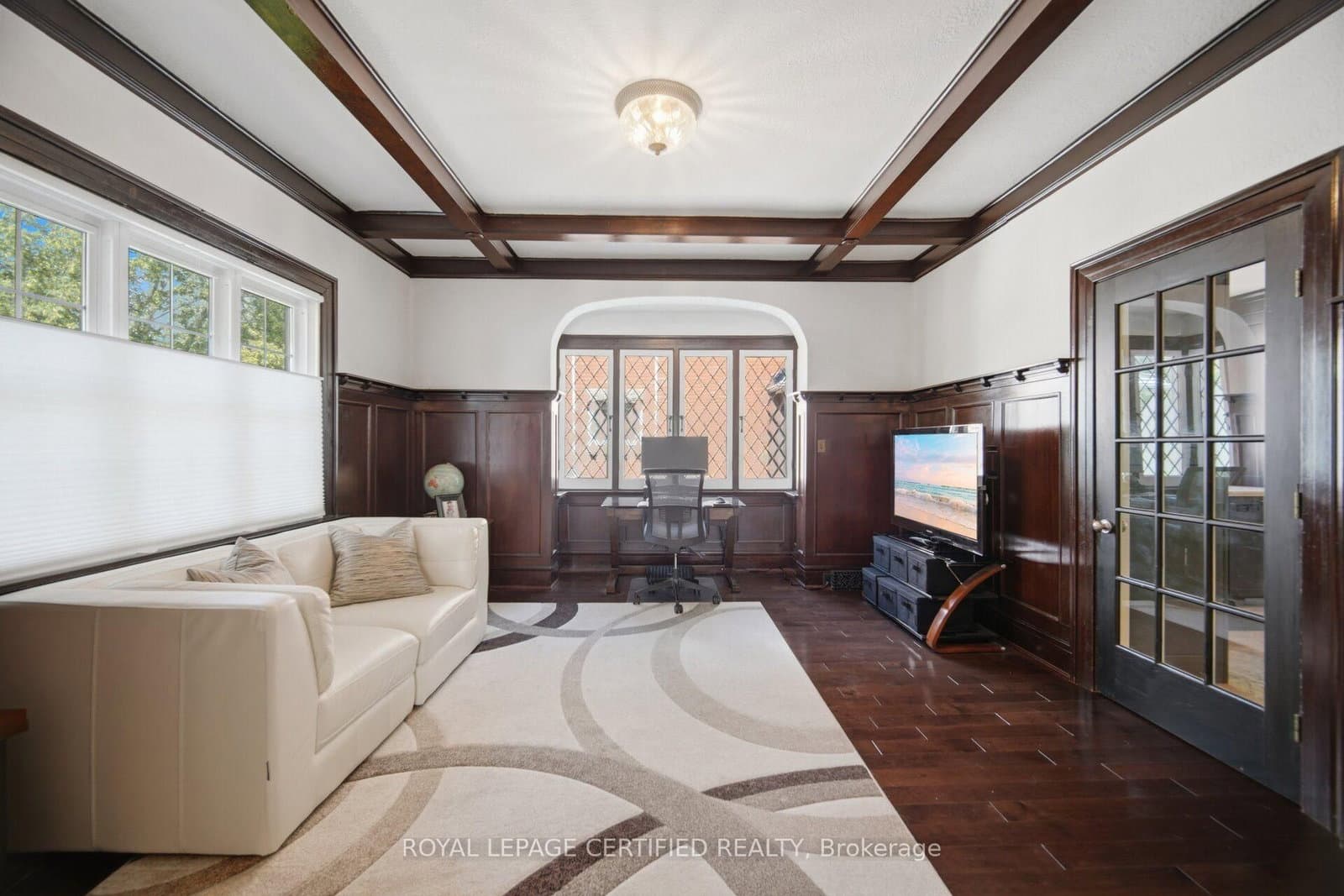 8 Elizabeth Street S thumbnail 12