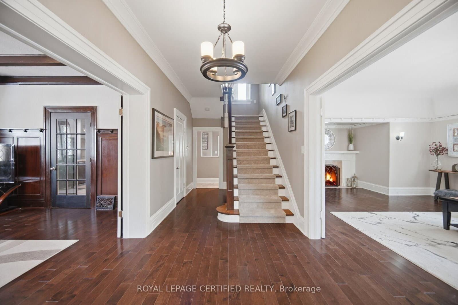 8 Elizabeth Street S thumbnail 7