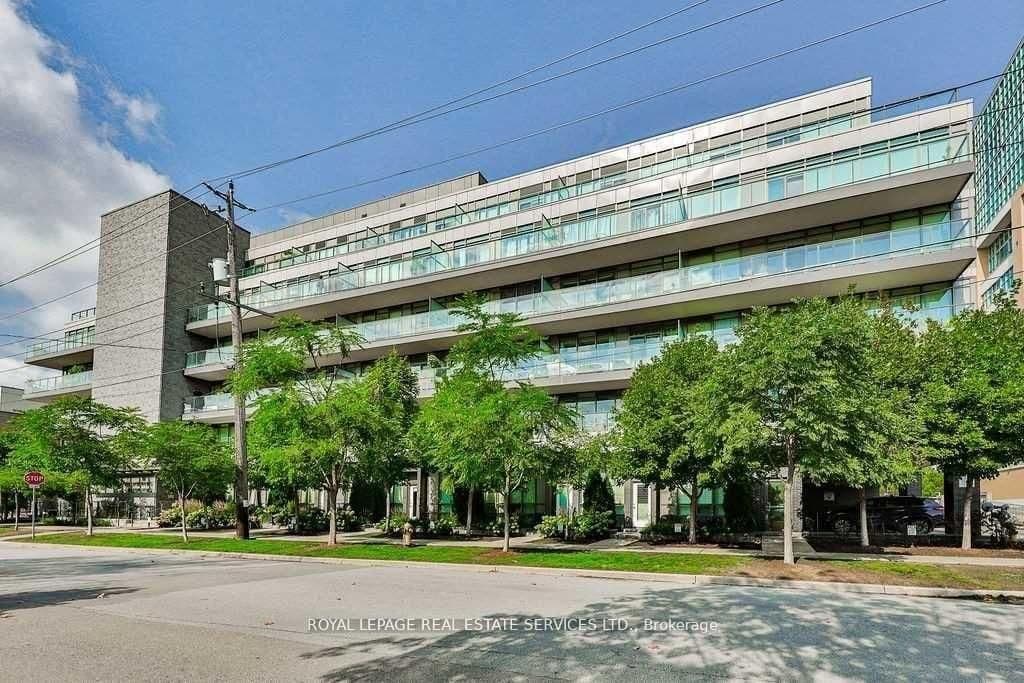 8 Fieldway Road, Unit 414