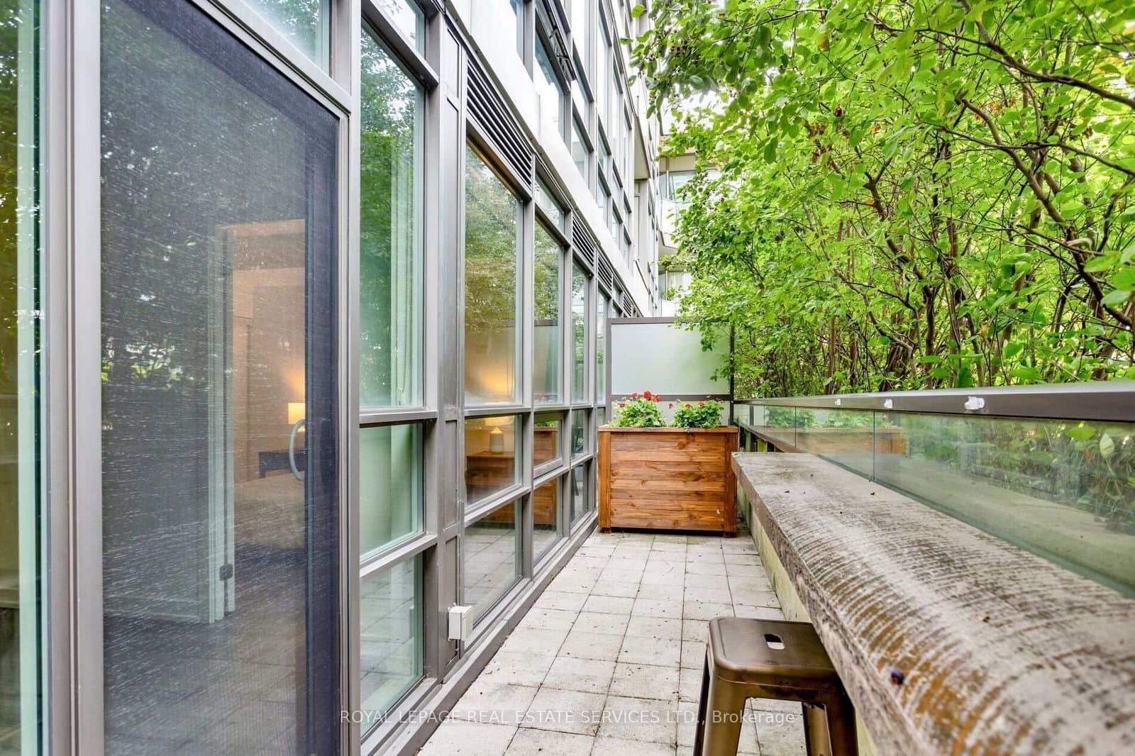 8 Fieldway Road, Unit 414 thumbnail 19