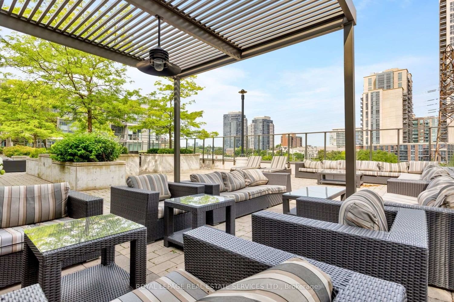 8 Fieldway Road, Unit 414 thumbnail 25